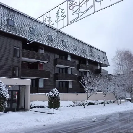 Mont-dore T3 Avec Terrasse, Balcon Et Wifi - Fr-1-608-175 *
